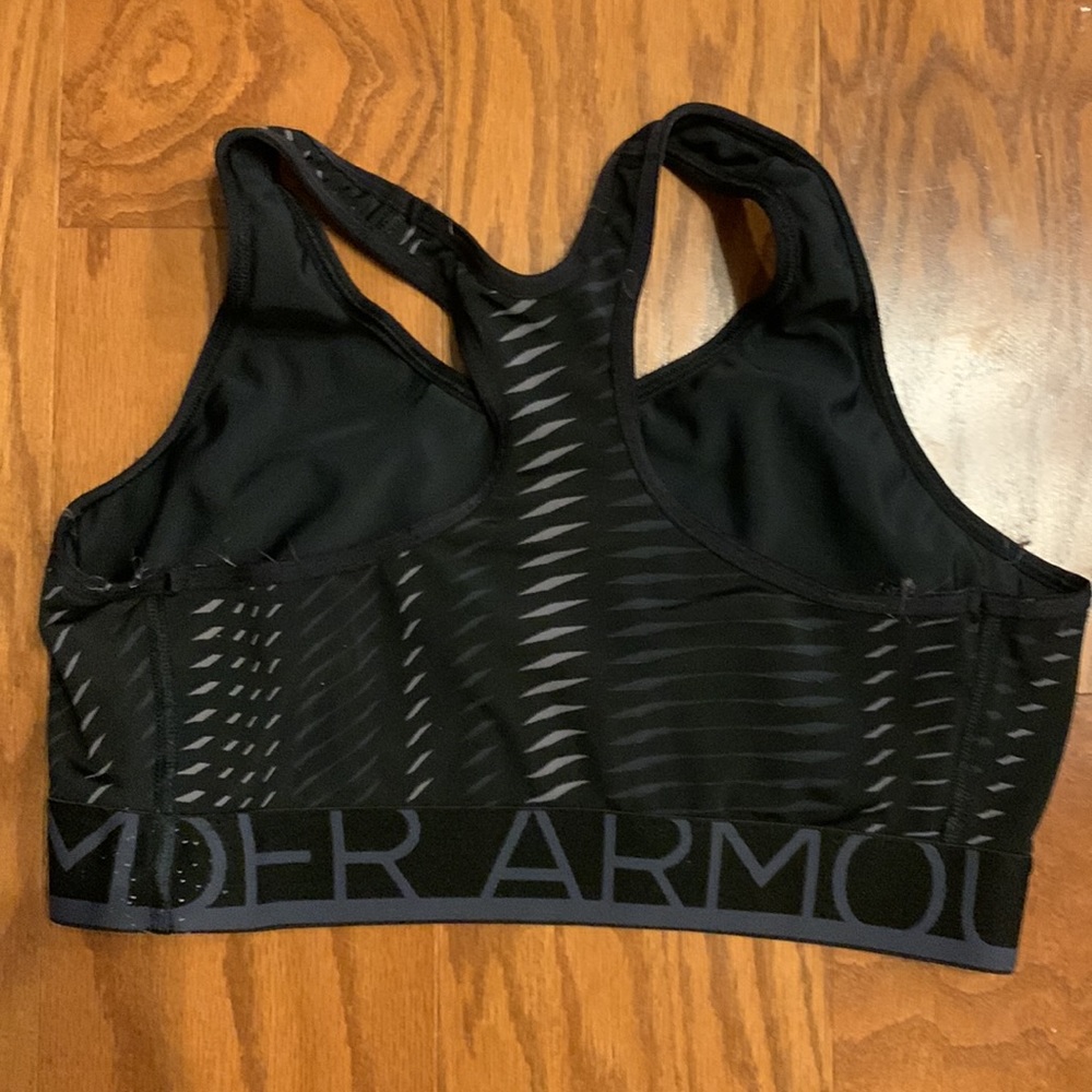 Under Armour Sports Bra. Size 34 - Picture 2 of 2
